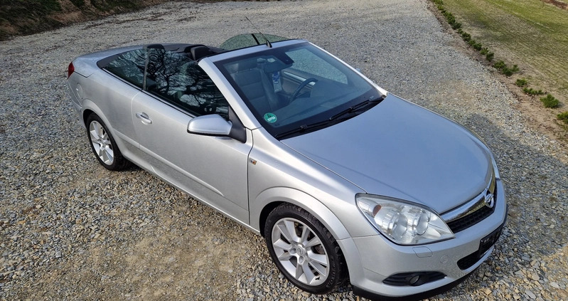 Opel Astra cena 14900 przebieg: 153077, rok produkcji 2007 z Nowy Staw małe 232